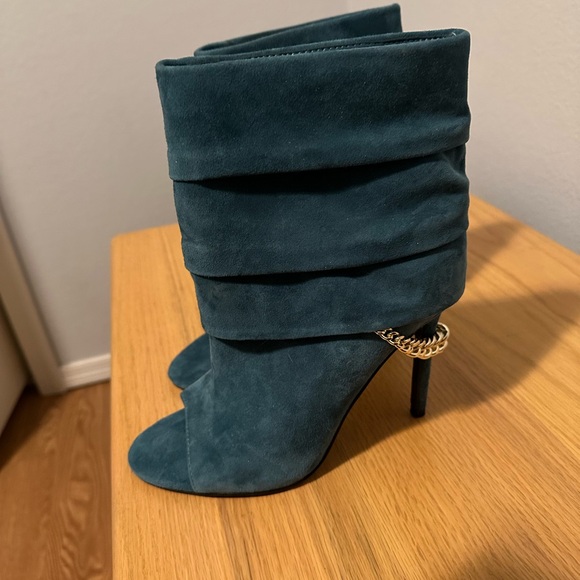 Guess Womens Adilee Leather Peep Toe Dressy Booties Shoes - Picture 3 of 4